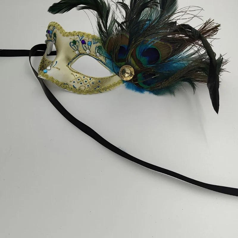 

Peacock Feather Women Masquerade Masks Rhinestone Venetian Shiny Elegant Carnival Prom Ball Party Anniversary Dance Sweet Golden