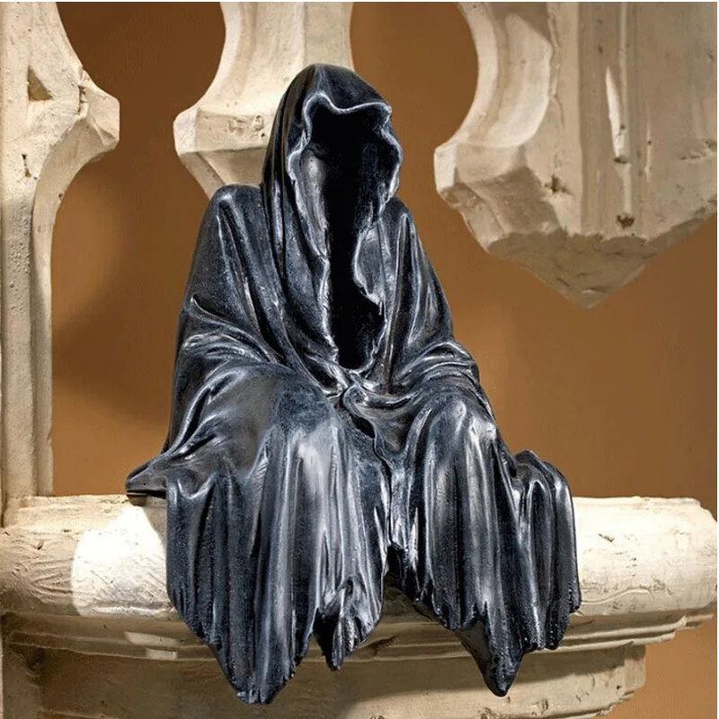 

Gothic Sitting Resin Crafts Ornaments Horror Black Robed Night Walker Black Clothes Decoration American Ornaments