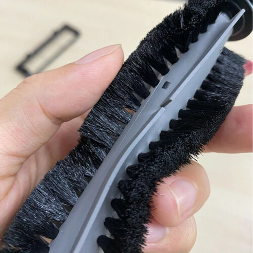 

Gray Main Brush For Coredy 3500, R3500, R550 R500 + R650 R750 Vacuum Cleaner 1*Gray Main Brushes Cleaning Tools