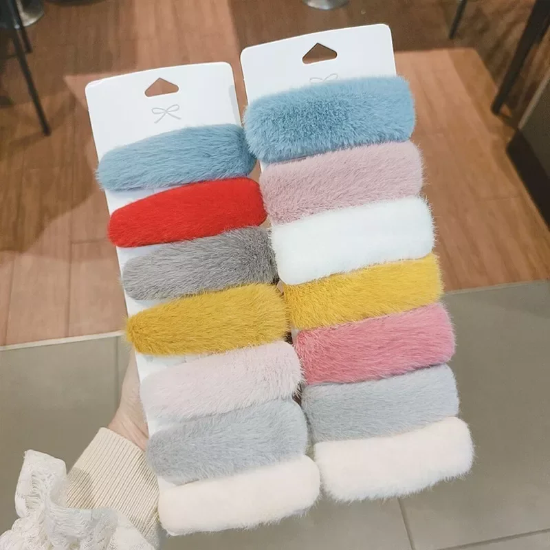 

NEW IN Fashion Plush Hair Clips Women Girls Artificial Fur Barrettes Sweet Hairpins Hair Accessories Headwear Hairpins Barrettes