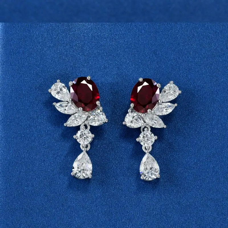 

Женские серьги-подвески из серебра 925 пробы с фианитом