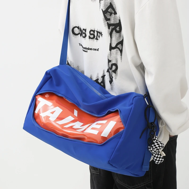 

Новая сумка-мессенджер Ins, мужская сумка для фитнеса, вместительная сумка на плечо, женская модная брендовая нишевая дизайнерская рабочая с...