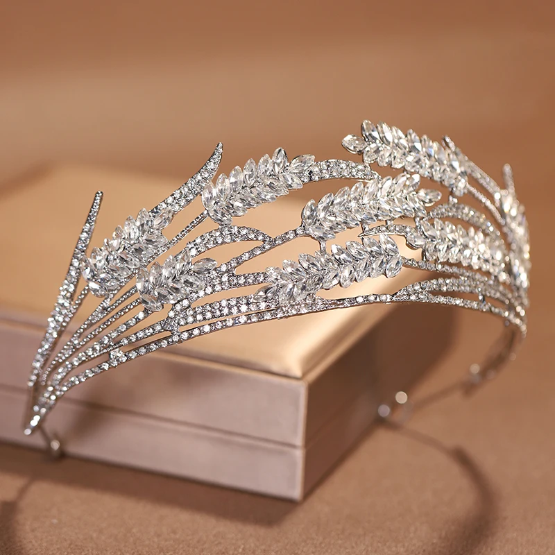 Свадебные головные уборы Itacazzo классические подходят для женской свадьбы дня