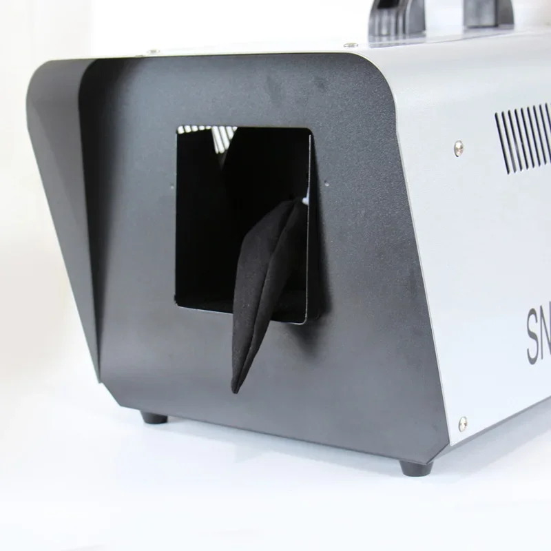 Машина для изготовления искусственных снегопадов Ava Snow 1500 Вт машина снега