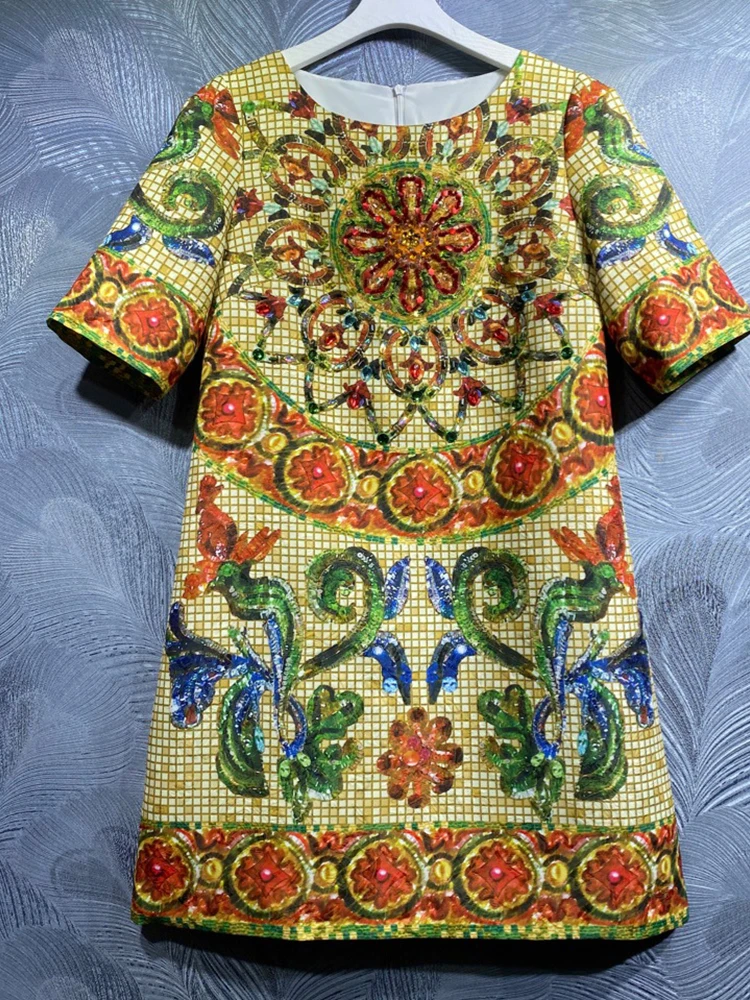 

Женское мини-платье с коротким рукавом, с кристаллами