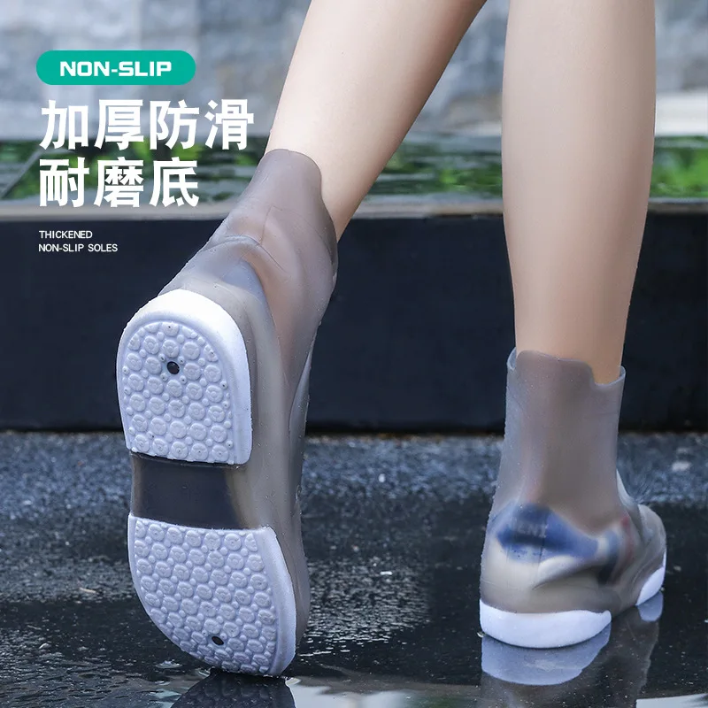 2023 New Women And Men Waterproof Shoes Cover Thicken Non-slip Unisex Rainy Day Shoes Protector Reusable Silicone Rain Shoes