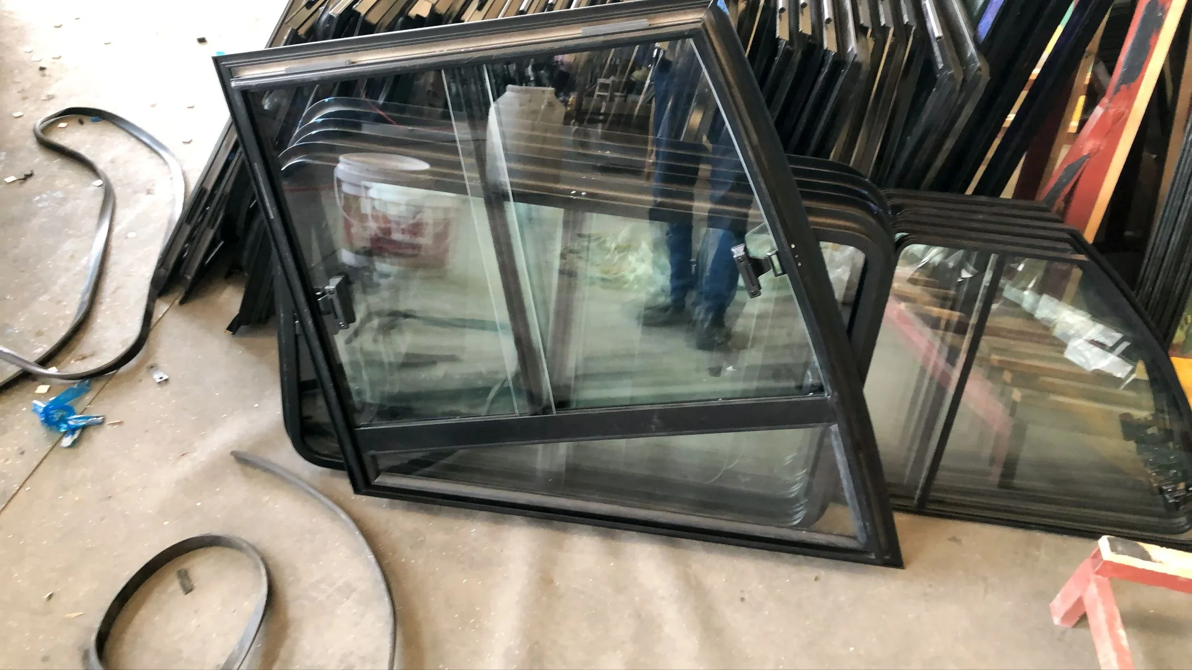 HC-B-11205 Запчасти для автобуса Зеркала заднего вида БОЛЬШАЯ ЗЕРКАЛО: 34*15 СМ МАЛЕНЬКА