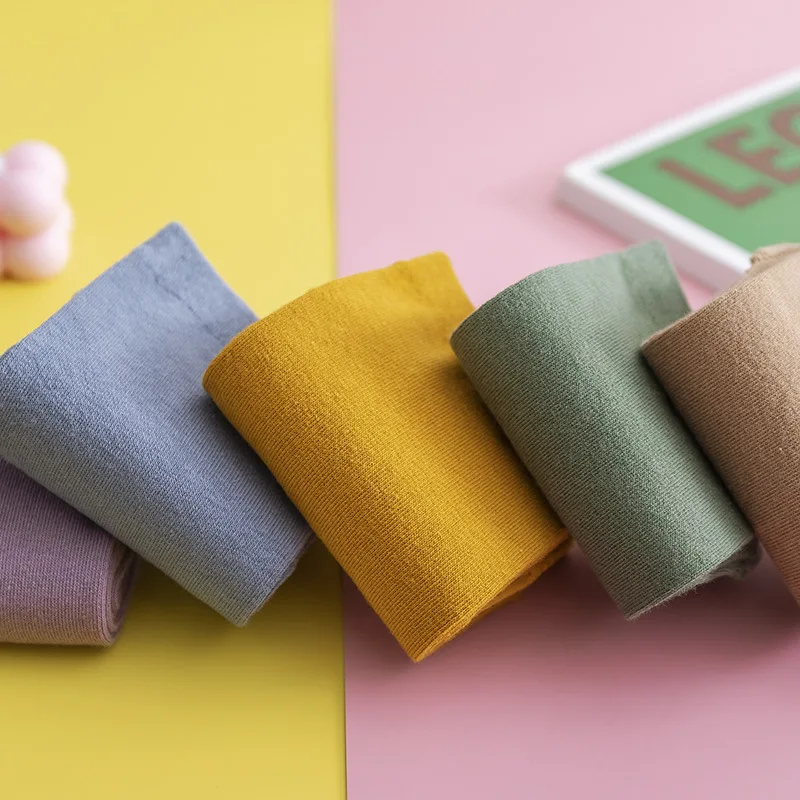 Two-Toe Cotton Socks, Mid-Calf Socks for Men and Women, Japanese Style Split Toe Design, Suitable for All Seasons with Heel