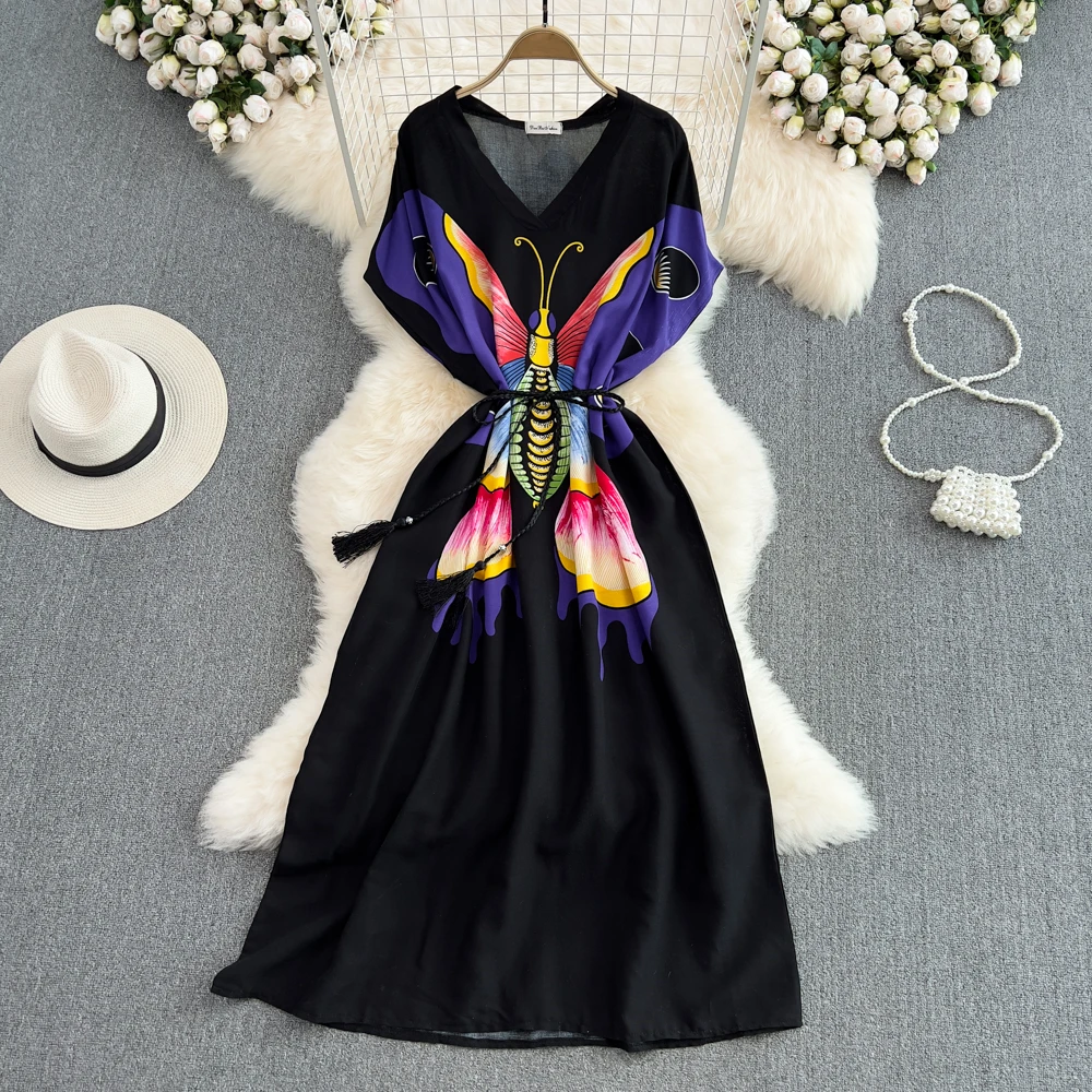 

Clothland Women Stylish Dragonfly Print Oversized Vestido Loose Style V Neck Sashes Sleeveless Black Summer Maxi Vestidos WA87