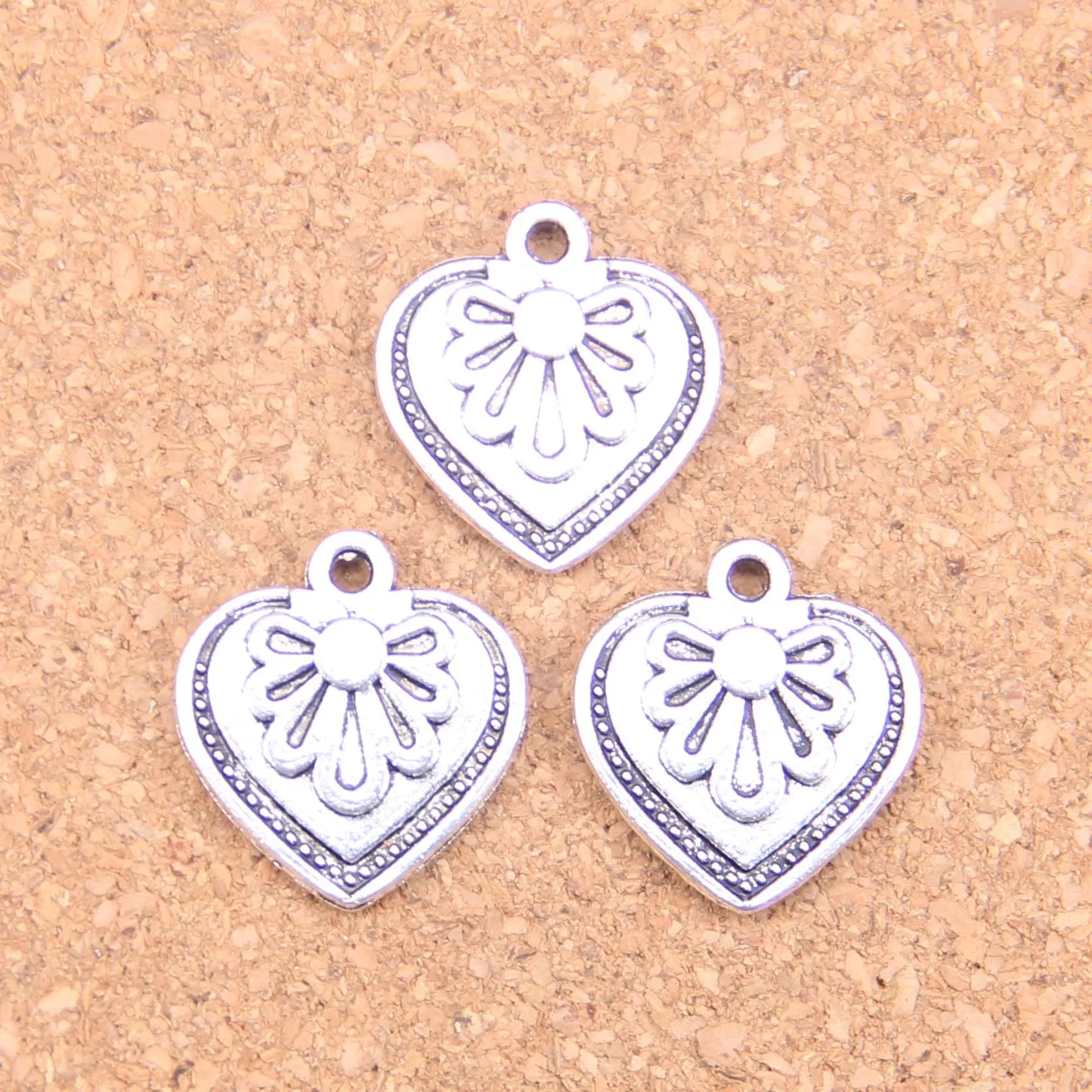 

62pcs Charms heart flower 17x20mm Antique Pendants,Vintage Tibetan Silver Jewelry,DIY for bracelet necklace