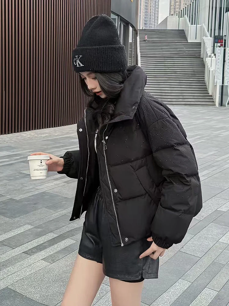 Короткое пальто на блестящем белом утином пуху модная зимняя куртка Little Fairy 2024