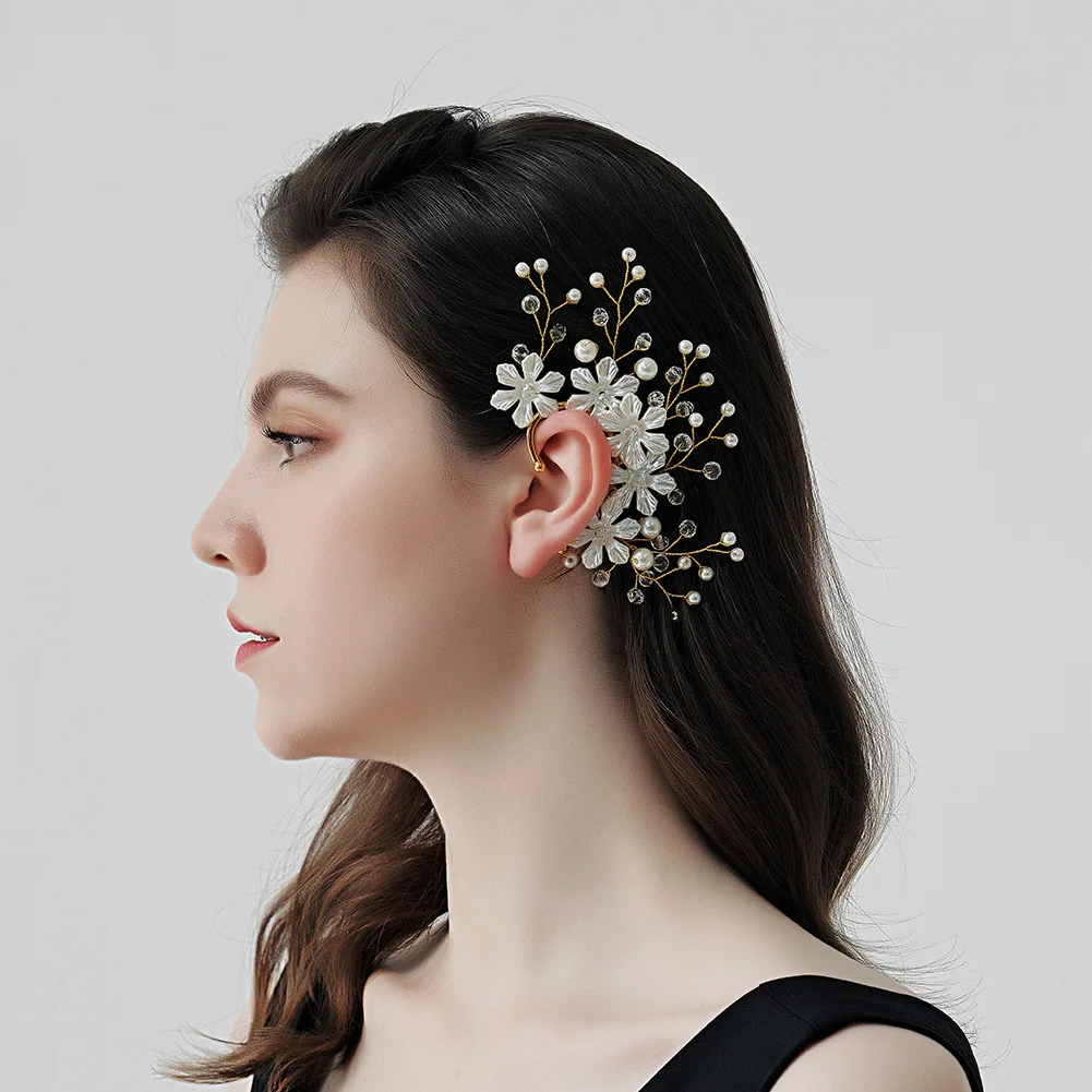 

Han ear ornaments Mori flower ear bone clip design handmade pearl rhinestone ear clip