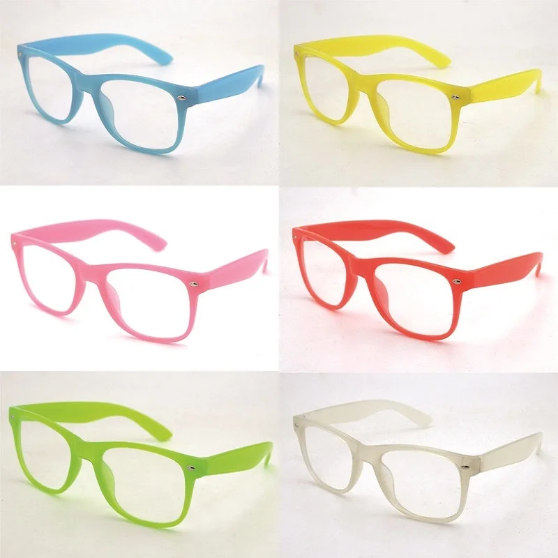 Фото Разноцветные светящиеся цветные 3D-очки для рисования | Аксессуары одежды