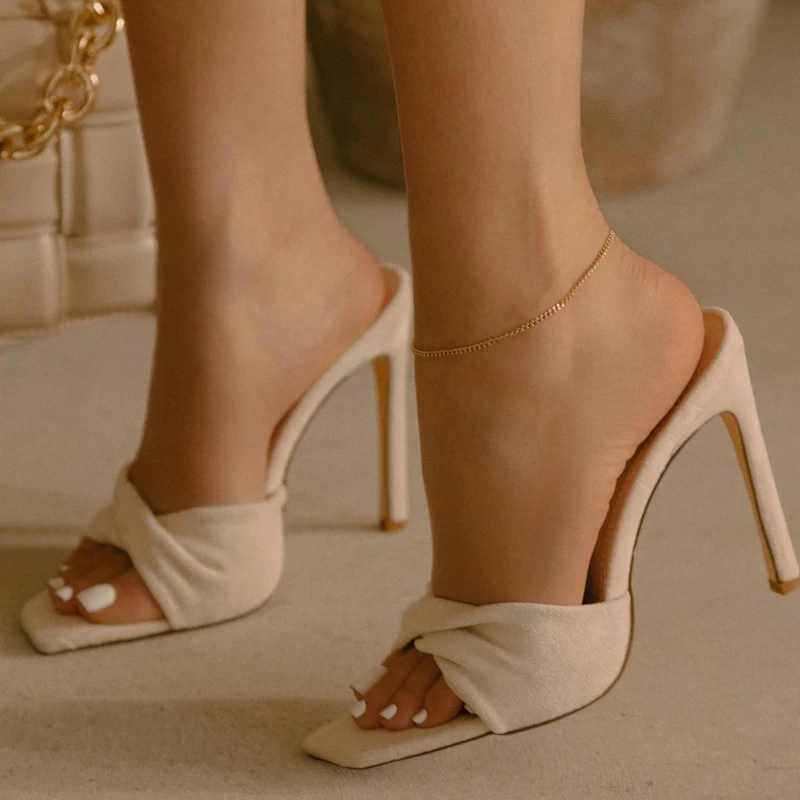 

2022 New Sandals Women Shoes Faux Suede Solid Color Classic Casual Fashion Vacation Word Open Toe Sexy High Heel Sandals HM322