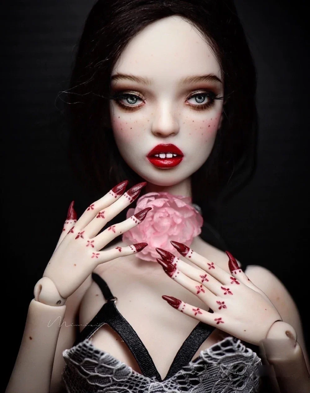 Кукла Kuris для девочек модная из смолы с лицом вверх на плоскостопие. kuris