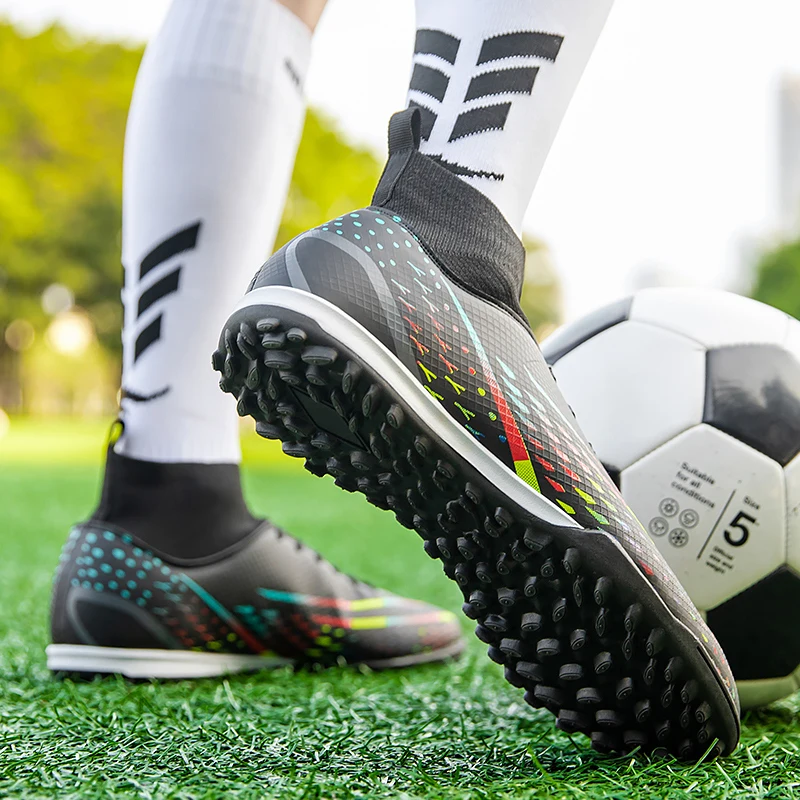 Men Soccer Shoes Kids Football Boots Women Breathable Soccer Cleats Antiskid Chaussure Football Shoes Outdoor Football Shoes