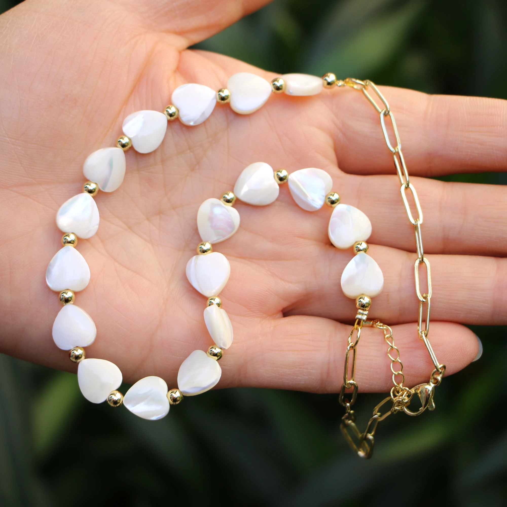 

Heart Shell Beads and Link Chain Necklace For Women White Color Bijoux Femme Female Jewelry Gift