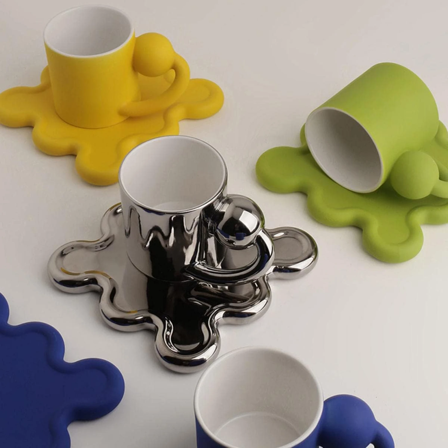 nt с твоей утренней кофе эти роскошными и стильными чашками для латте. Indulge в