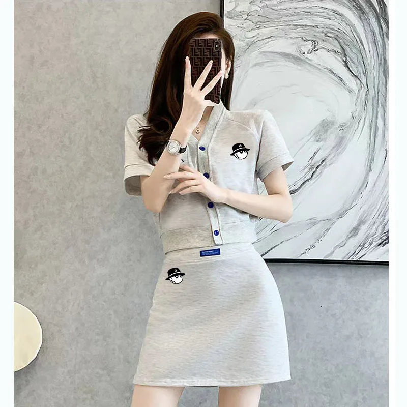 

Melburn clothing suit 2023 shirt shorts women's clothing new 2-piece golf set