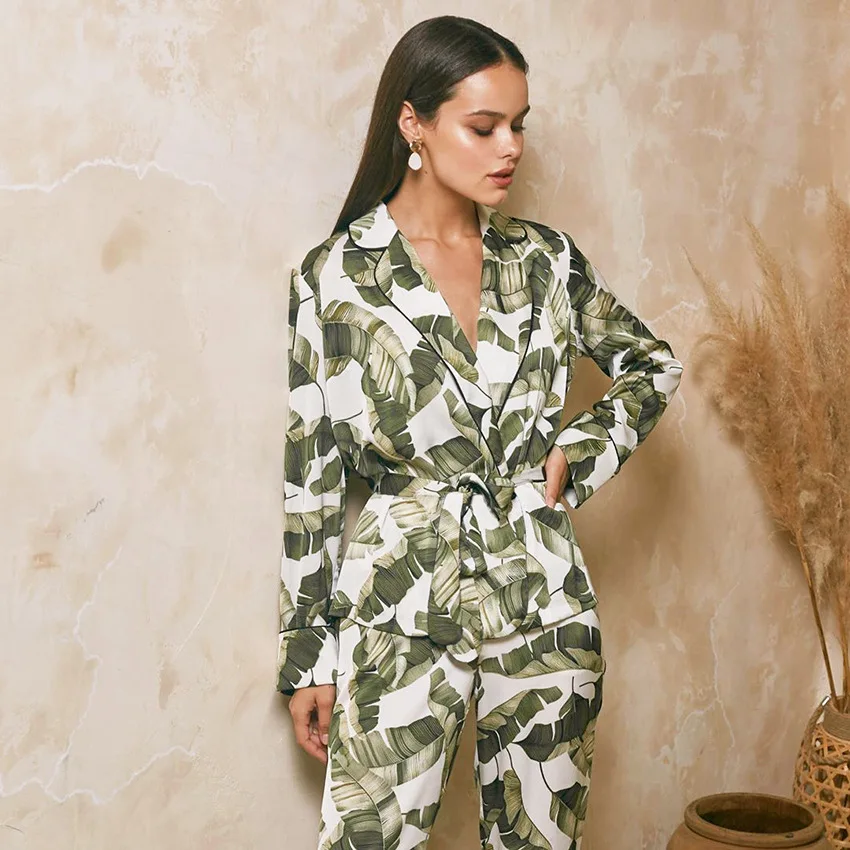 Spring Fall Artificial Silk Thin Women Long Sleeve Pajama Set Green Pajamas Sleep Top Printing Simple Home Clothes Fashion Sexy