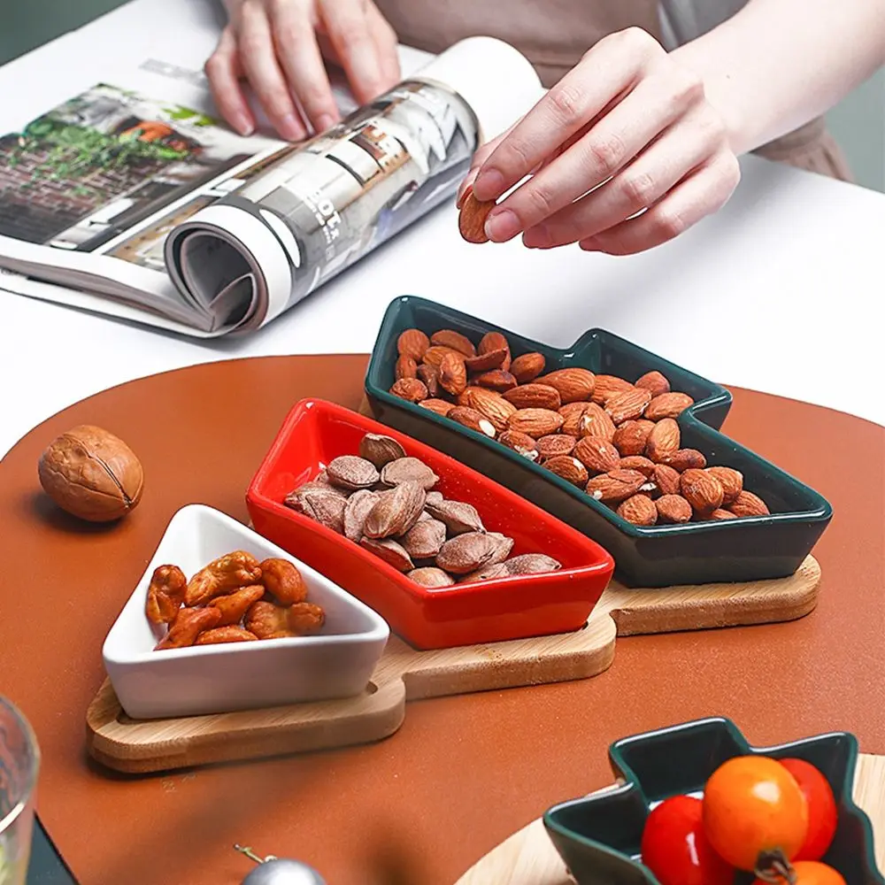 

Cute Snack Serving Dishes Kitchen Tableware Dessert Fruit Plate Christmas Tree Shape Snack Plate Ceramic Dish