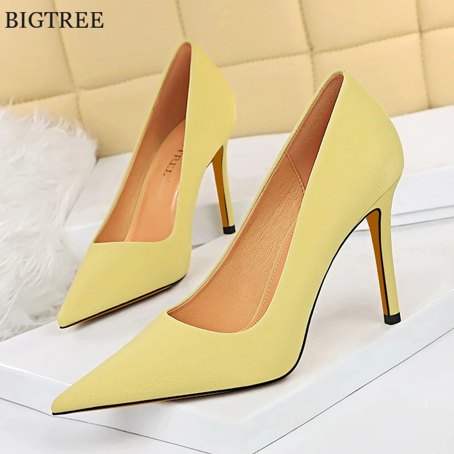 

Concise Shallow Ladies Office Shoes Spring New Soft Leather Black Yellow High Heels Shoes Pointy Toe Female Stiletto Dress Pumps