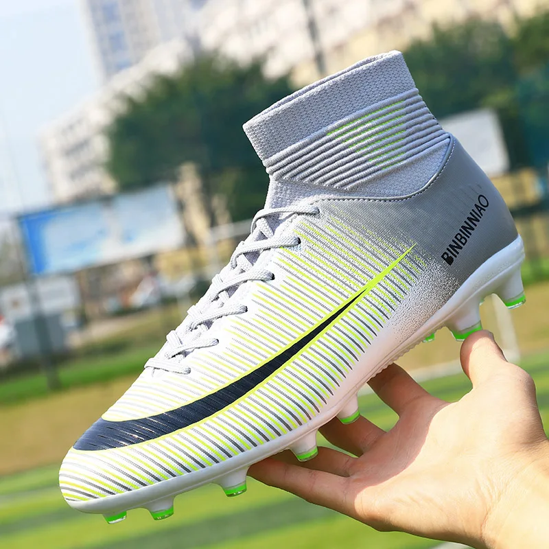 Soccer Shoes for Men Lightweight High Ankle Football Boots Indoor Training Comfortable Futsal Sneakers Top Selling Soccer Cleats