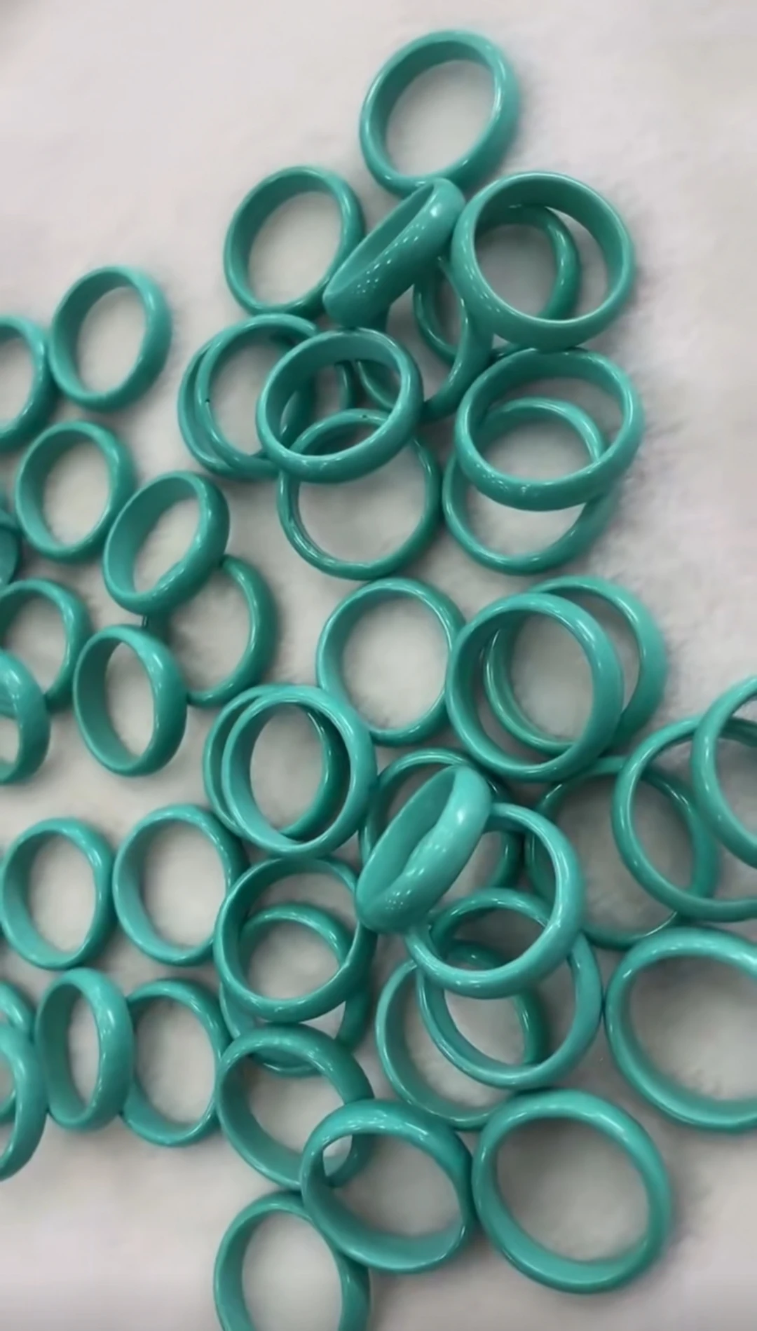 

Chinese natural turquoise rings, rings, male and female couples rings, gifts.