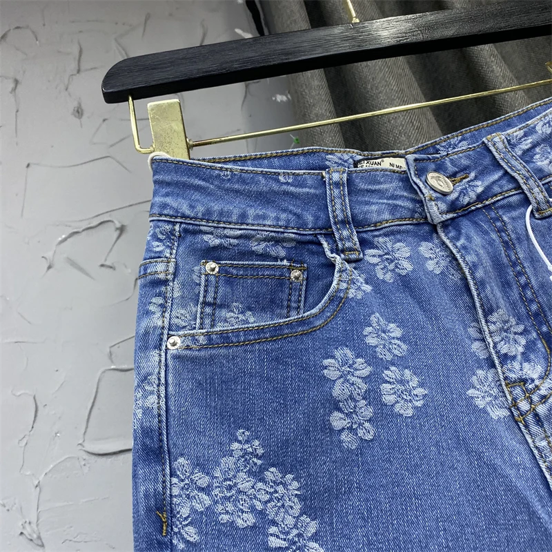 2022 New Summer Korean Style Denim Pants Women's Slim Fit Thin Printed Cropped Pants Female Blue Flared Jeans Woman Casual Jean