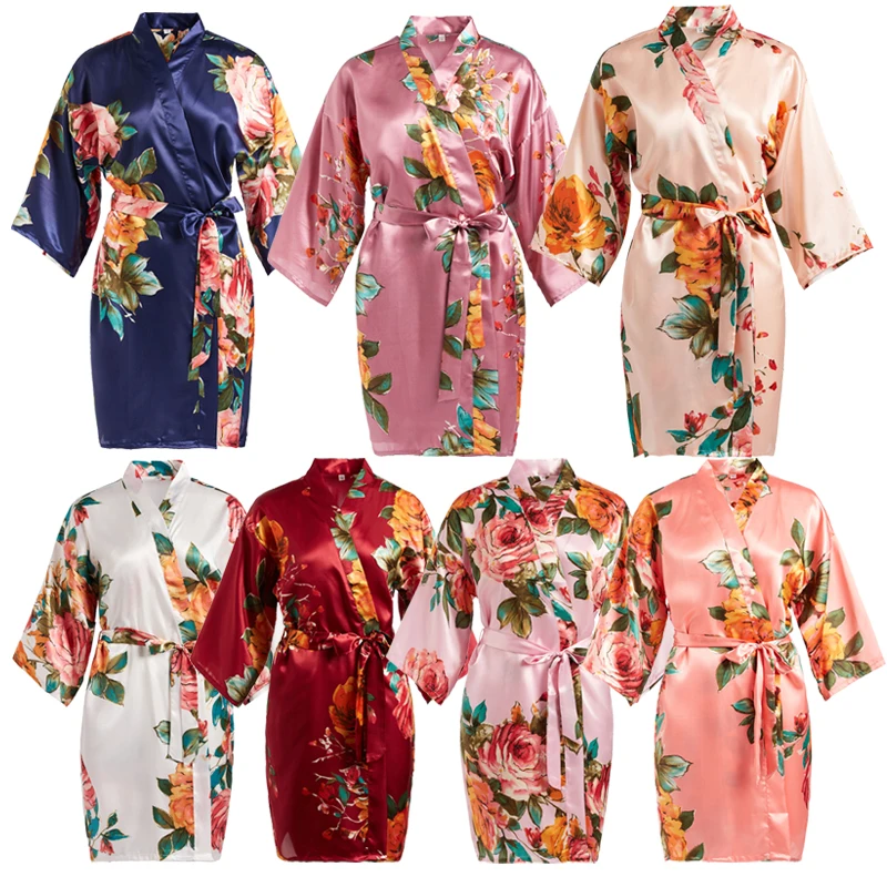 

Женский атласный шелковый халат с цветочным рисунком