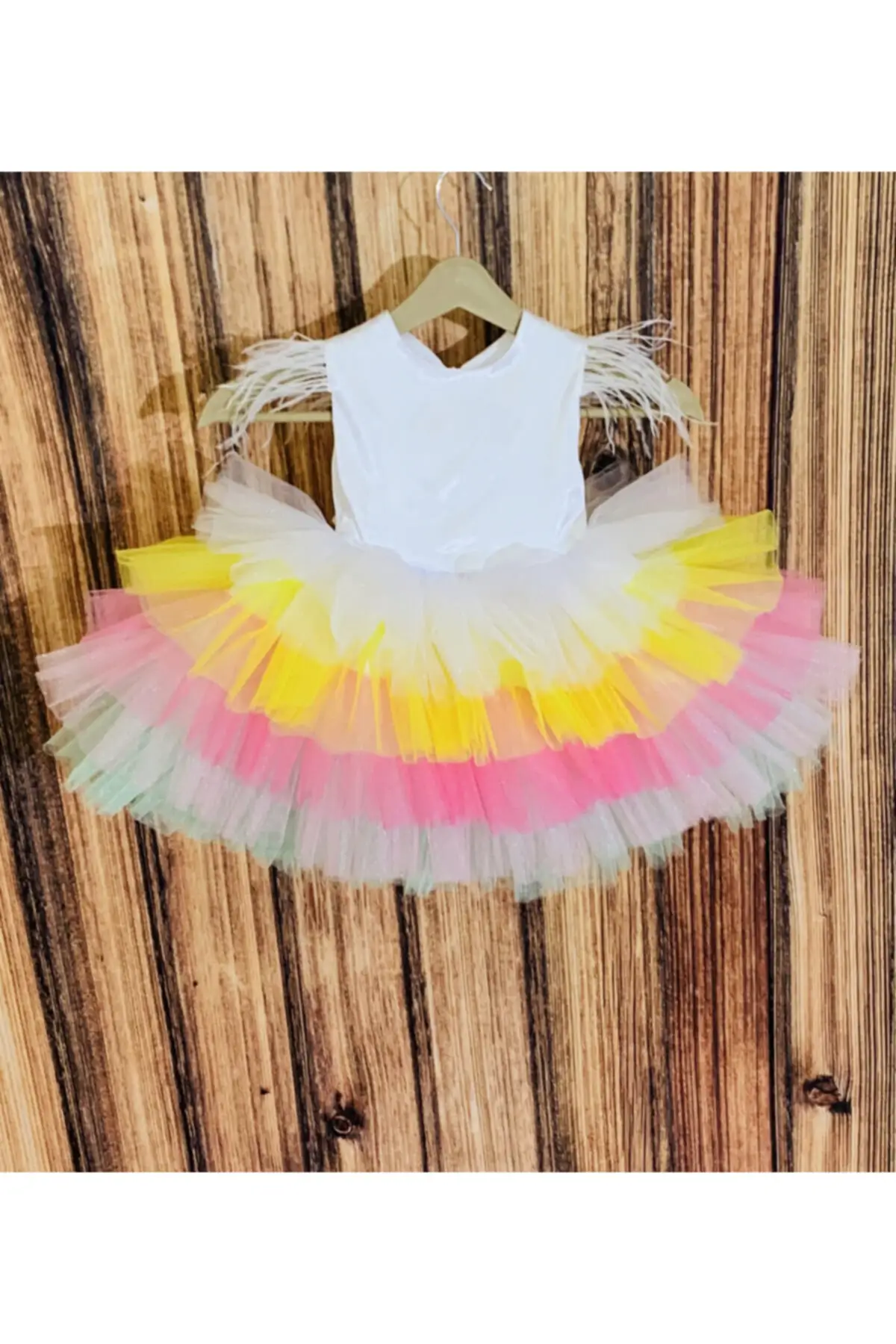 

Тюбинг Единорог, белое атласное платье