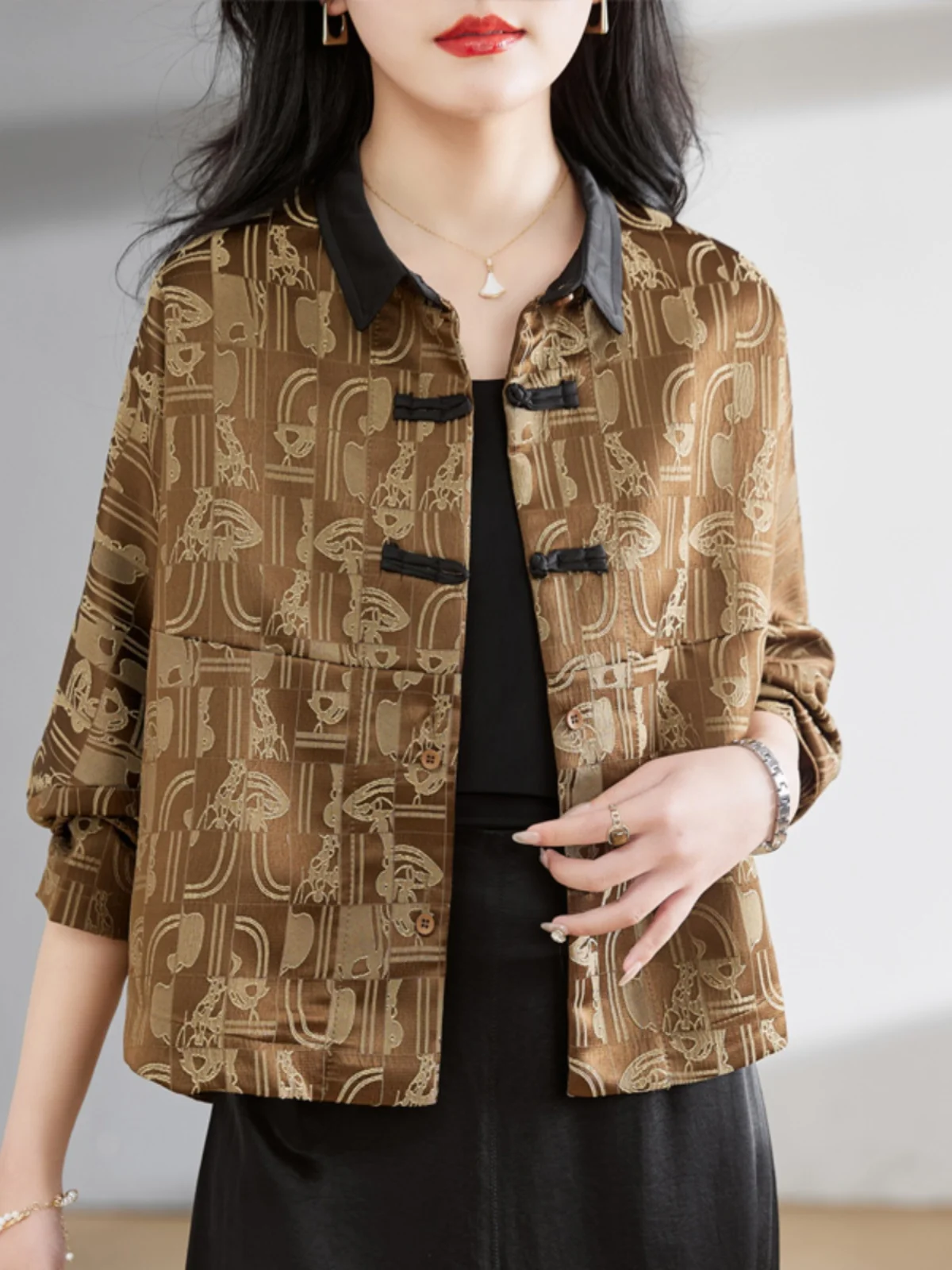 Новое китайское короткое пальто для женщин 2024 весенняя новинка мам ретро