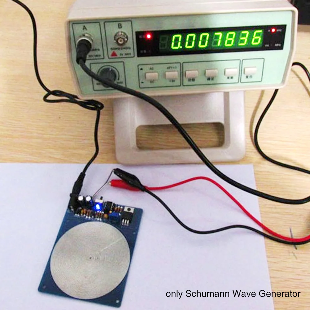 Detonation wave generator