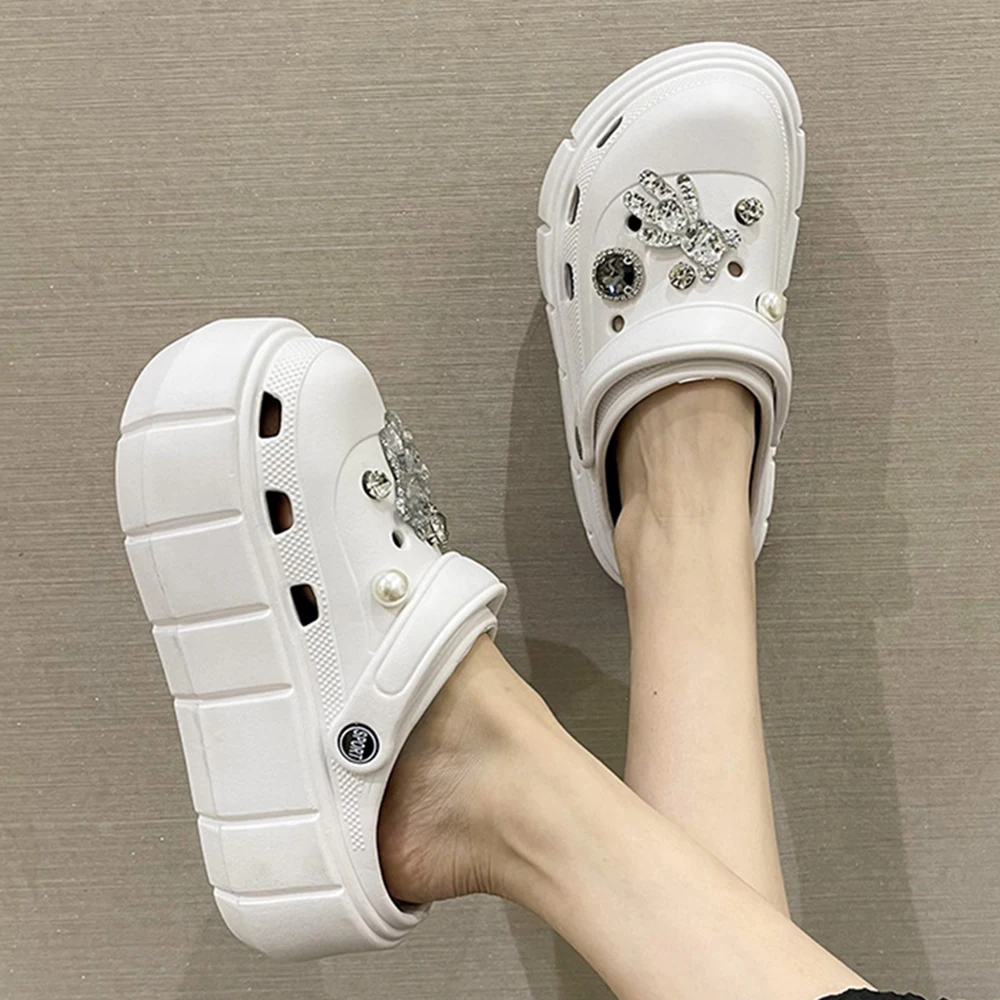 

Luxury Women Sandals Platform Hole Shoes Female Beach Shoes Rhinestones Home Slippers Outdoor Summer Wading Sneaker Leisure Shoe