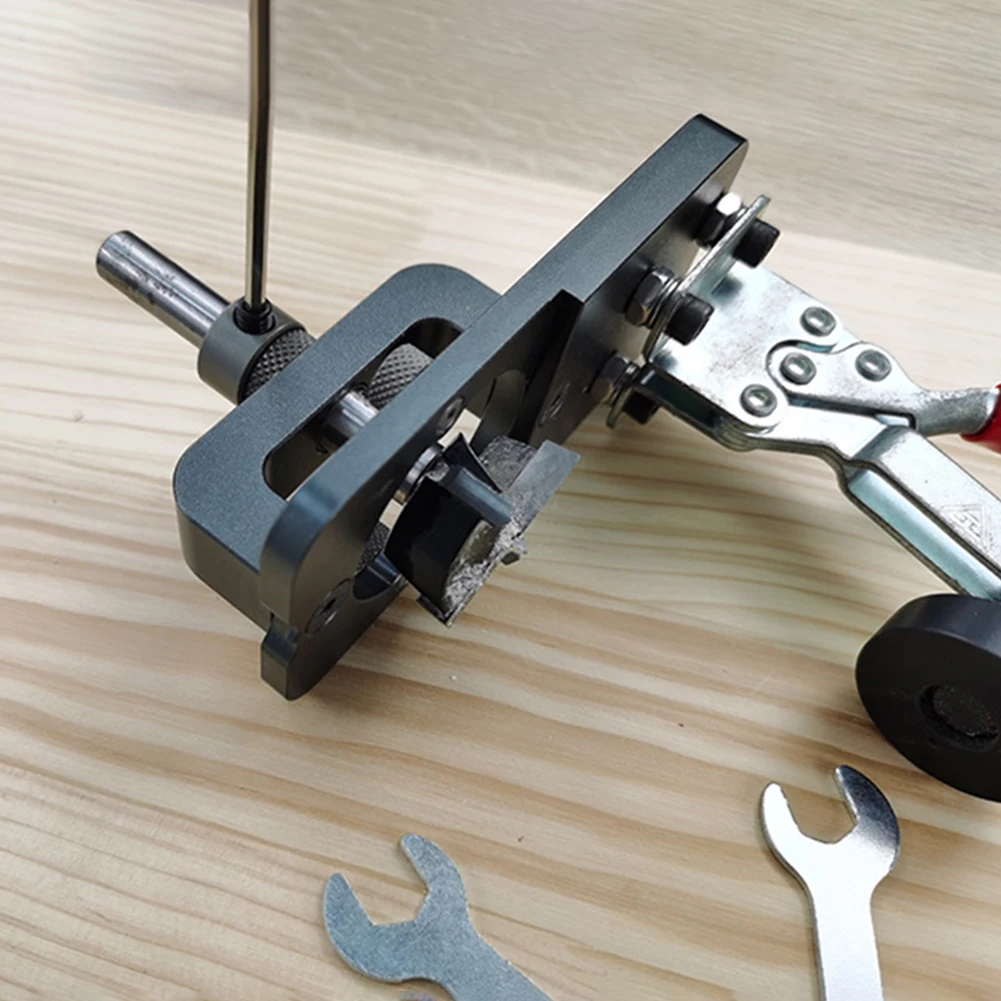 

Устройство для открывания отверстий из алюминиевого сплава, 35 мм