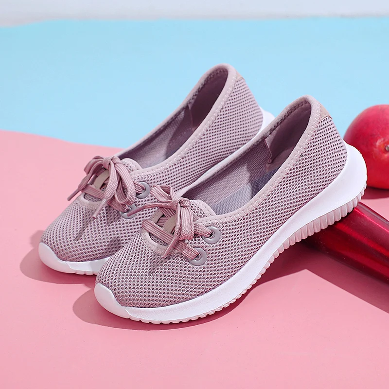 

2022 New Breathable Mesh Spring and Summer Womens Shoes Large Size Slip-on Flat Shoes Work Shoes Mother Shoes Ladies Shoes
