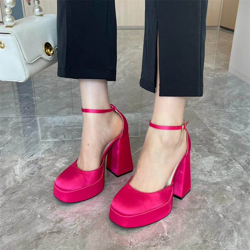 Купи XibeiloveRunway Style Satin Square Head Women Pumps Platform High Heels Female Party Ankle Strap Prom Chunky Shoes за 1,620 рублей в магазине AliExpress