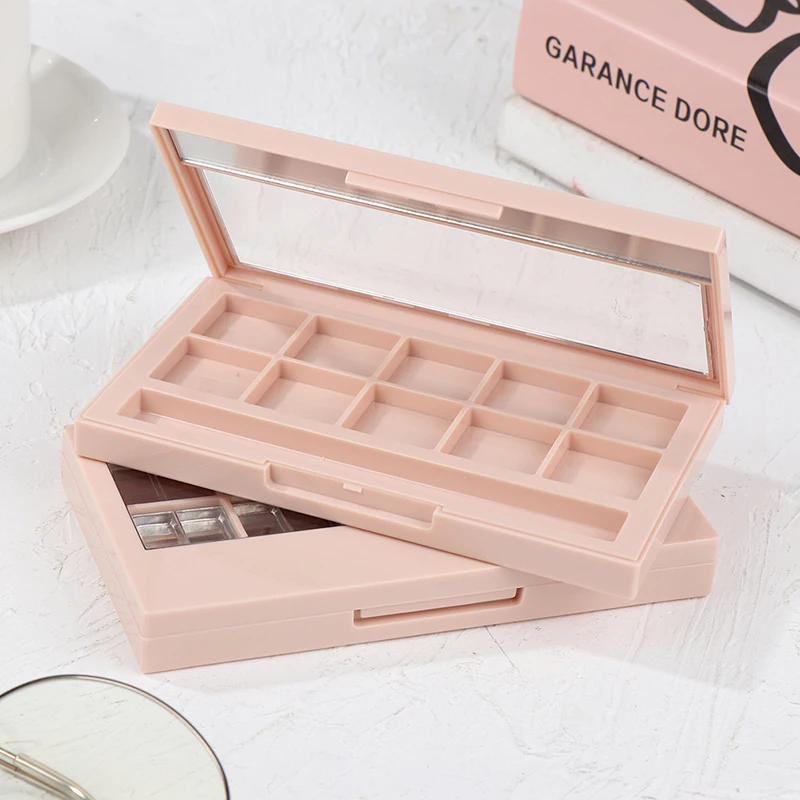 Коробка для дозирования макияжа пустая подсветка мерцающие глаза косметическая