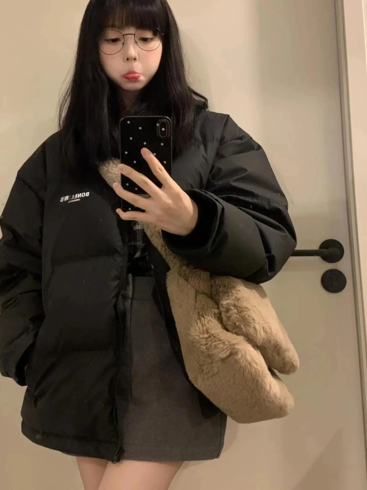 Черный короткий пуховик с хлопковой подкладкой женское пальто зима 2024 корейский