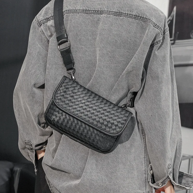 2023 New Fashion Hand-Woven Chest Bag Casual Small Square Bag Light Luxury Shoulder Bag Street Men's Bag Shoulder Bag