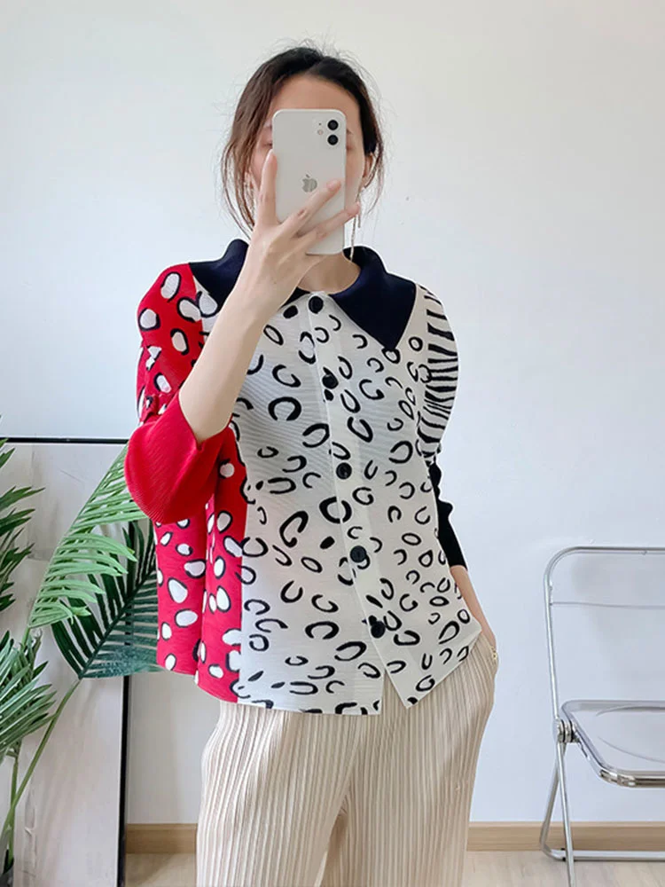 

Leopard Print Pleated Shirt Women Lapel Three Quarter Sleeve Loose Single Breasted Female Clothing 2022 Summer G690