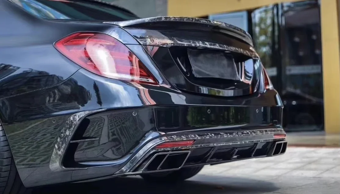 Фото Комплект обвеса MSY Style из кованого карбона и стеклопластика для Mercedes-Benz S-класса W222 S63: капот, передний сплиттер, задний бампер, расширители арок №4