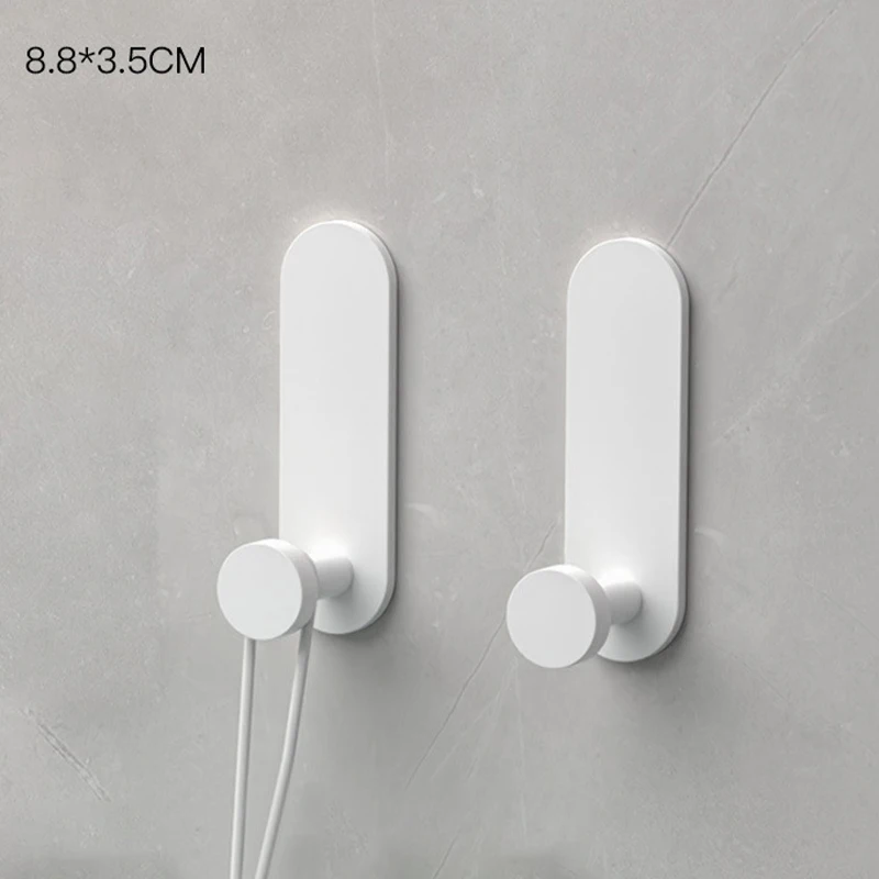 

2 шт., алюминиевые крючки BOUSSAC