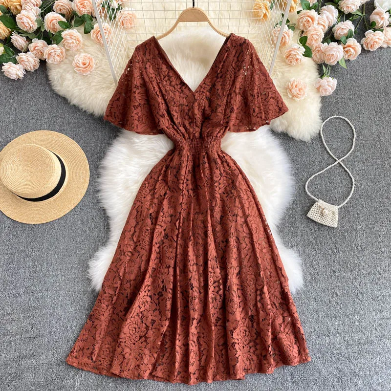 

ZCWXM Summer Lace Dress Women Sexy V-Neck Short Sleeve Red/Blue/Yellow High Waist A-Line Vestidos Female Elegant Beach Robe