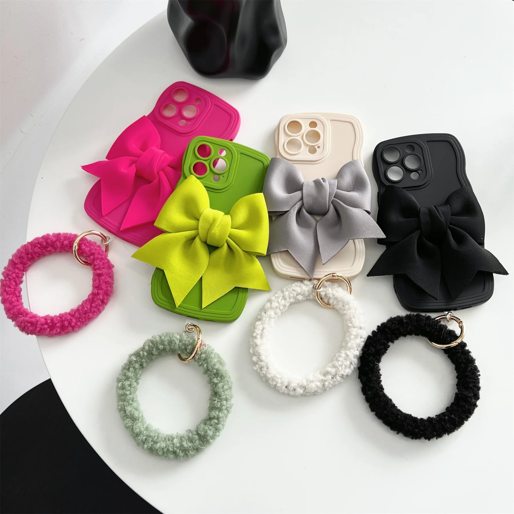 

Korean Cute Plush Fur Fluffy Hand Strap 3D Bow Wavy Silicone Case for iPhone 14 13 12 11 Pro Max X XS XR Kawaii Soft Cover Funda