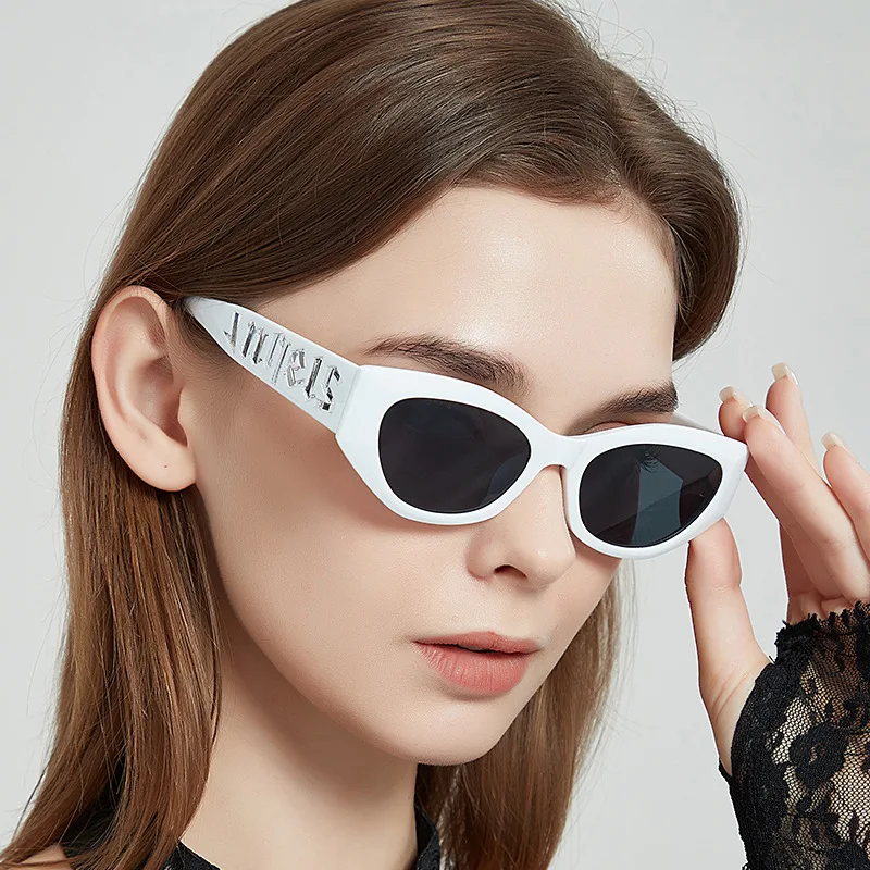 

Letter Punk Hip-Pop Sunglasses Fashion Vintage Small Oval Frame Lunette Female Male 2023 Trendy Outdoor Traveling Eyewear