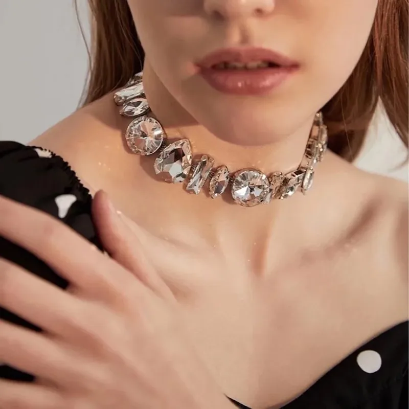 

Necklaces Light Luxury High Grade Water Diamond Chain Necklace Metal Thick Neckchain Personalized Collar Chain Summer