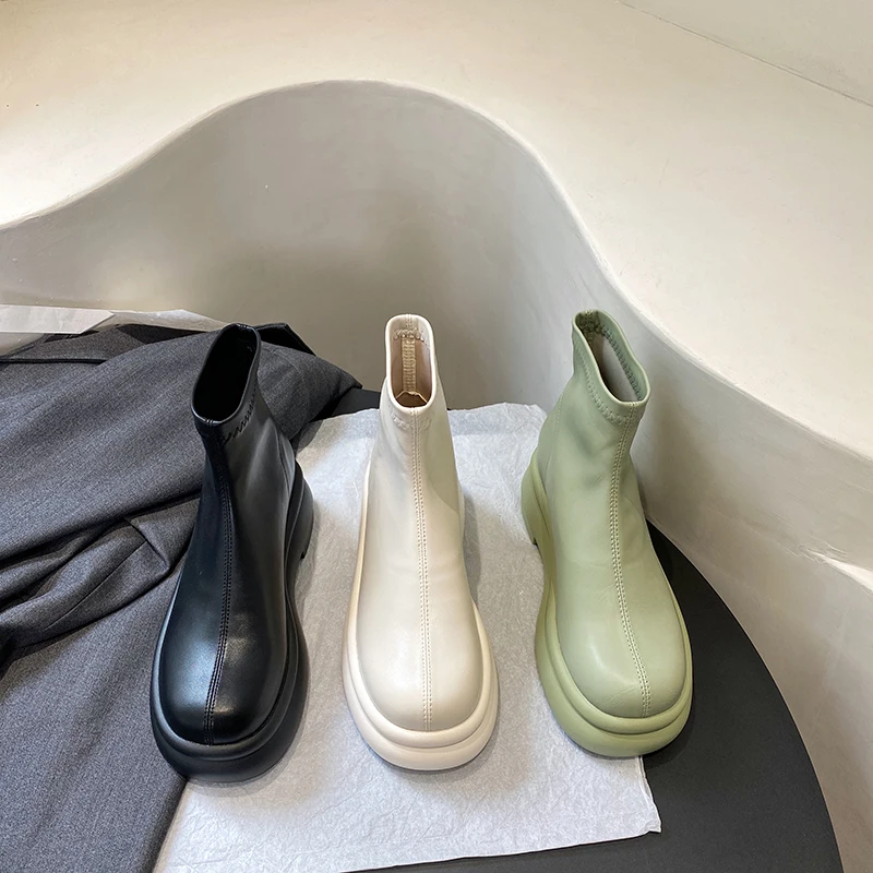 

Platform Women Ankle Boots Stretch Shoes For Woman Round Toe Size 35-40 Slip On Sock Boots Woman Flat Mid Heels Fashion Autumn