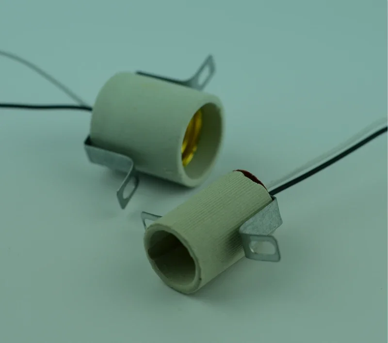 Винтовая керамическая лампа e27 с железной головкой для потолочных светильников