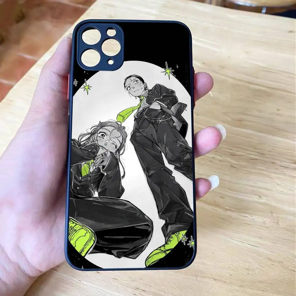 Фото Противоударный матовый чехол Aya Osawa Mitsuki Koga MitsuAya для iPhone 16 15 14 13 12 11 Pro Max X XR XS MAX Mini №3